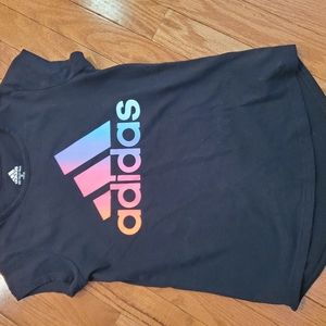 Adidas t- shirt